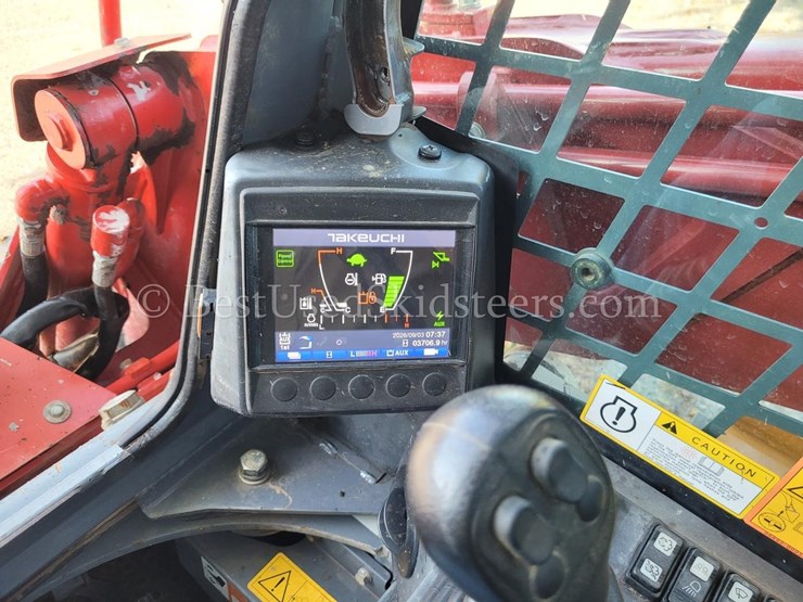 2016-takeuchi-tl10v2-image-19
