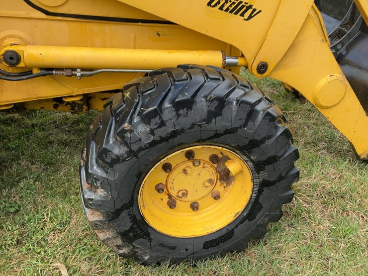 #360-•-2000-komatsu-4x4-utility-backhoe-image-67