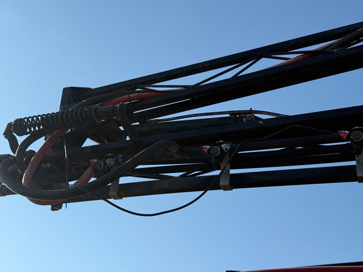 2015-apache-as720-image-73