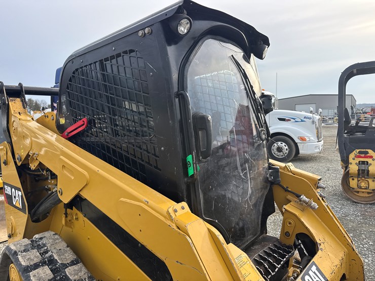 caterpillar-259d-image-39