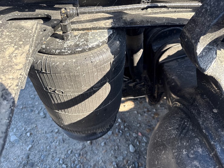 2011-international-prostar-image-11