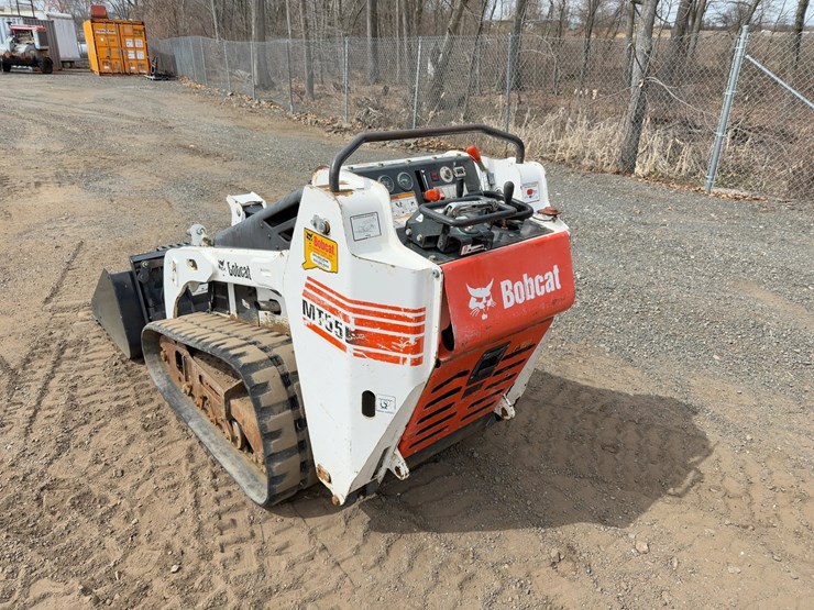 2013-bobcat-mt55-image-3