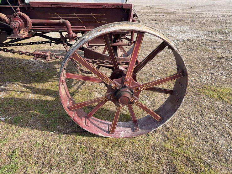 25hp-international-type-d-titan-image-15