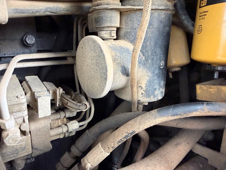 2005-caterpillar-930g-image-58