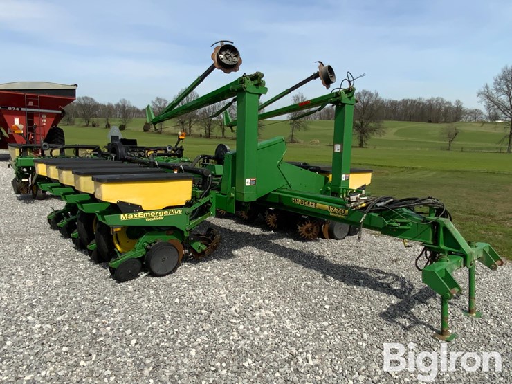 1997-john-deere-1770-image-3