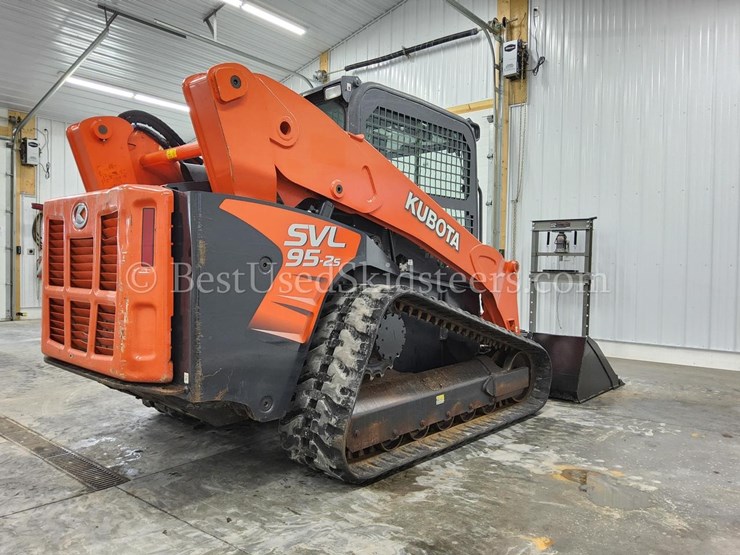 2019-kubota-svl95-2-skid-steer-loader-image-5