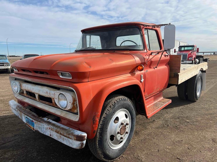 1963-chevrolet-c60-image-2