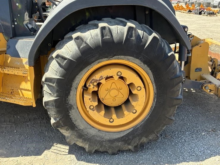 2017-deere-210lep-image-13