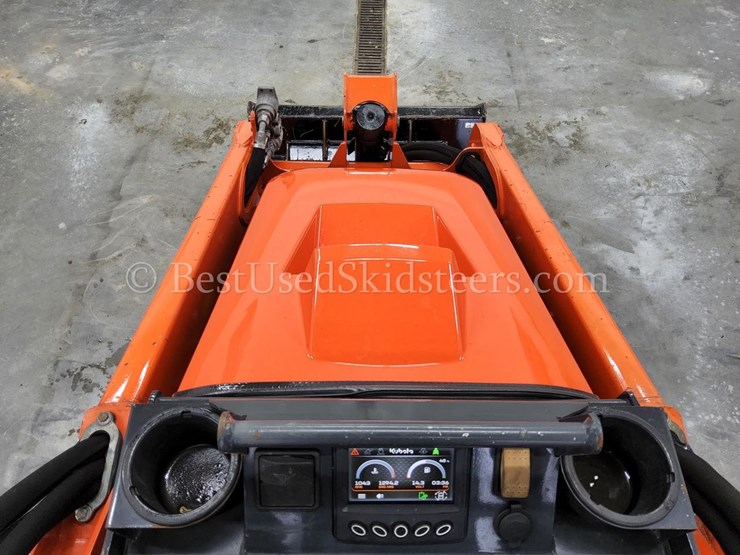 2022-kubota-scl1000-image-23