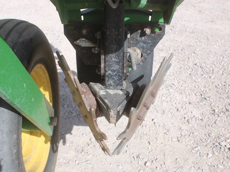 john-deere-7200-image-35