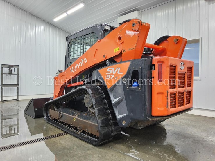 2023-kubota-svl97-2-image-3