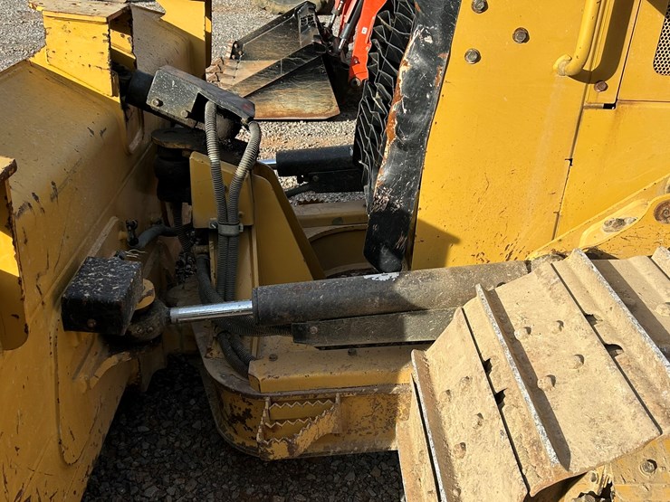 2015-caterpillar-d5k-image-11