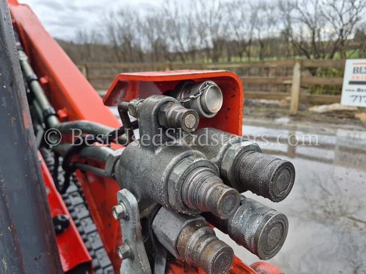 2023-kubota-svl75-3-image-19