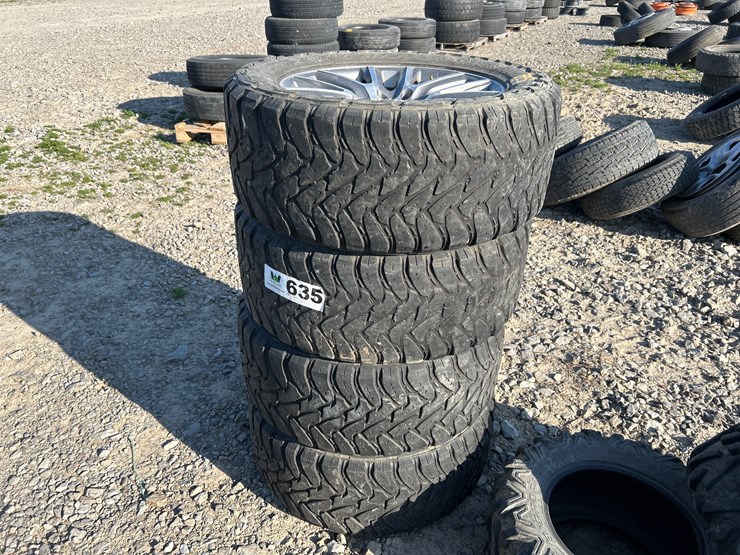 chevrolet-2500-image-1