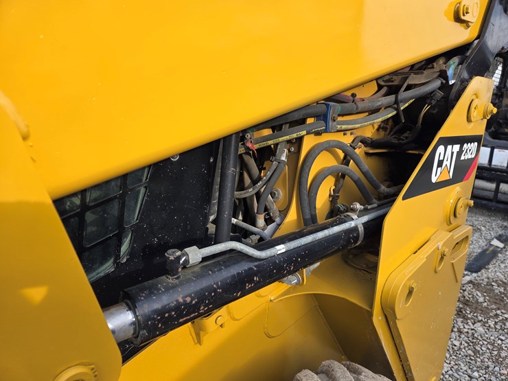 massey-ferguson-8-image-17