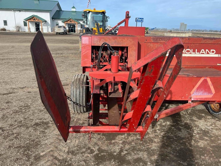 new-holland-575-image-15