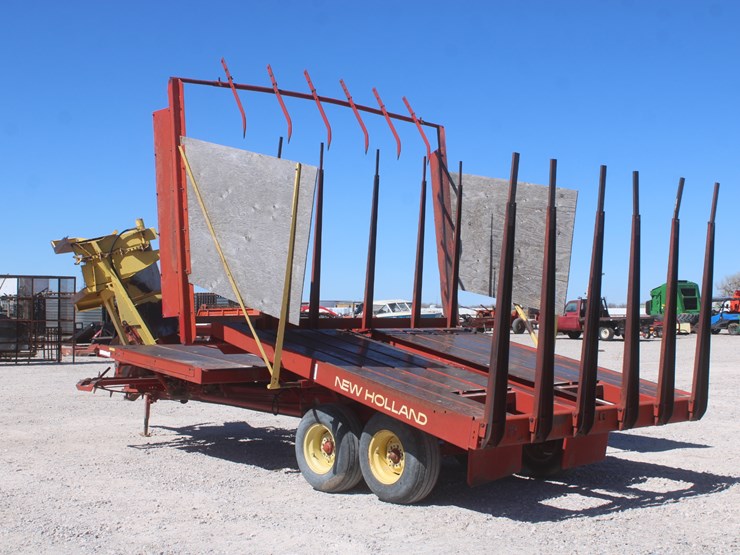 new-holland-1033-image-4