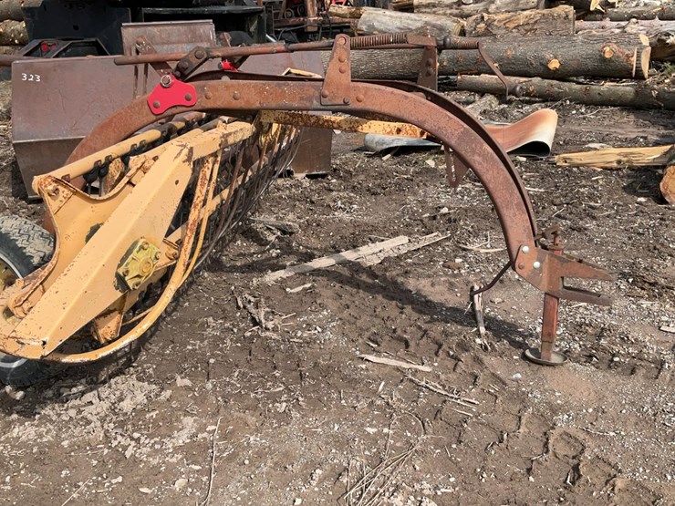 #712-•-new-holland-rollbar-rake-image-11