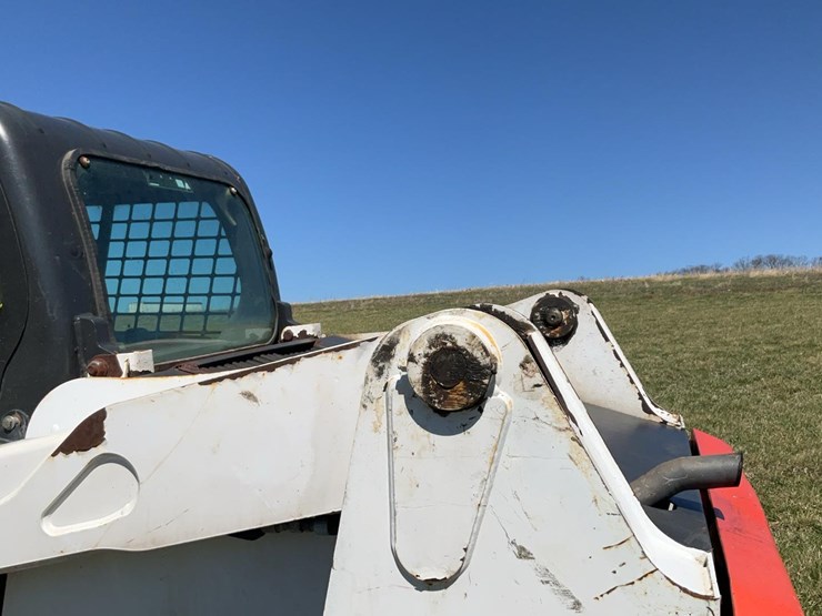 2013-bobcat-s630-image-29