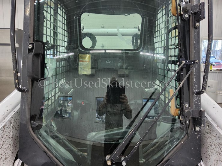 2022-bobcat-t870-image-10