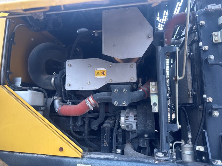 2016-komatsu-wa270-7-image-43