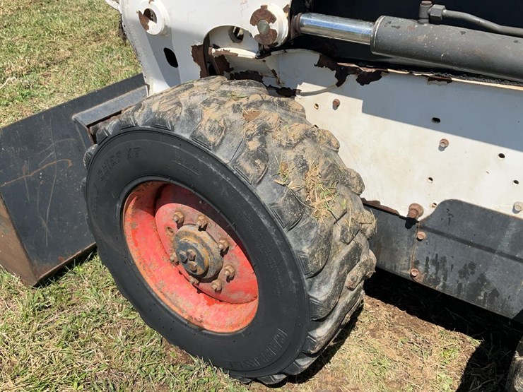 2013-bobcat-s630-image-26