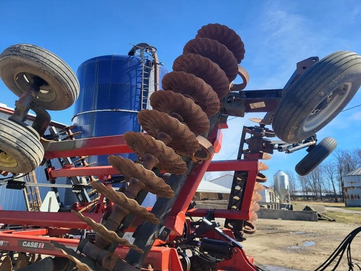 case-ih-true-tandem-330-turbo-image-70