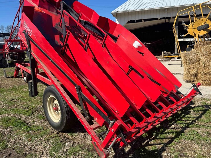 kuhns-1034-hay-accumulator---field-ready-image-5