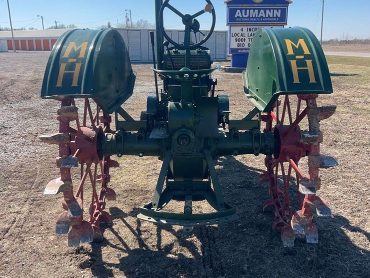 massey-harris-challenger-image-6