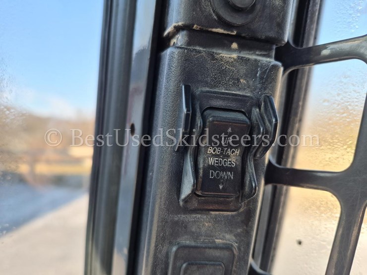 2018-bobcat-t770-image-21