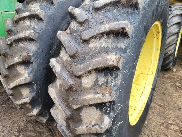 john-deere-8640-image-11