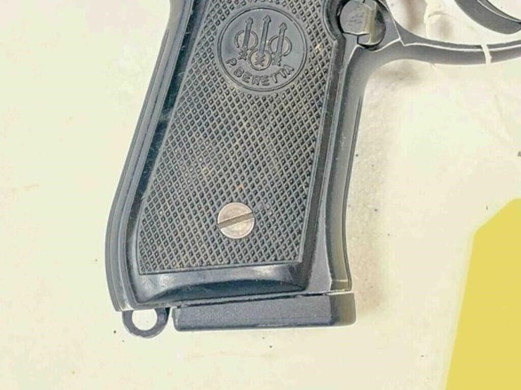 beretta-pistol-image-16