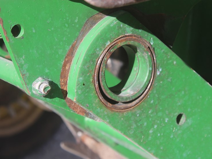 john-deere-7200-image-82