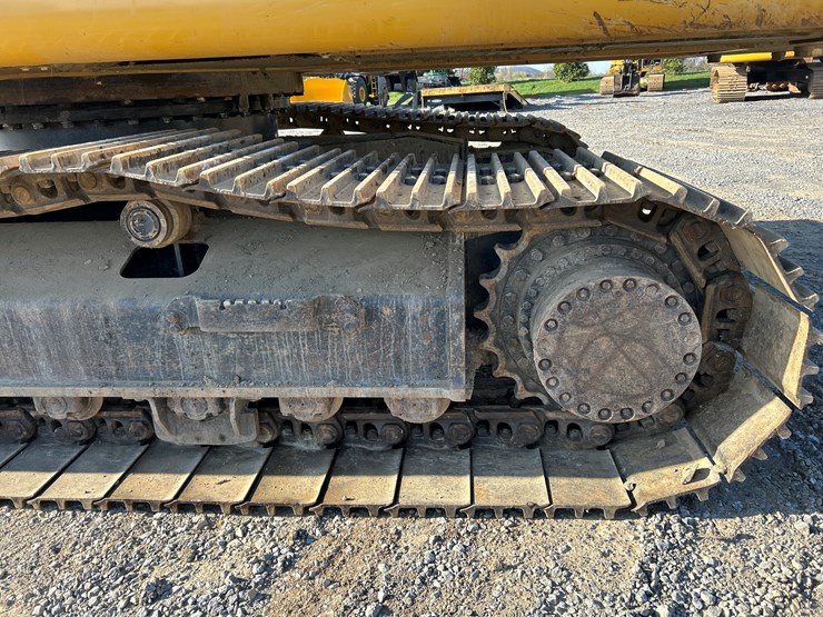 2019-deere-350g-lc-image-72