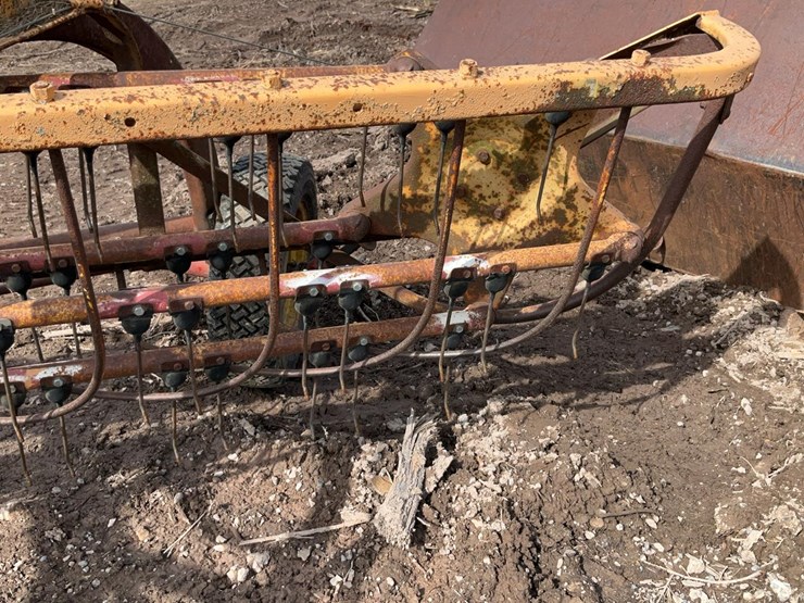 #712-•-new-holland-rollbar-rake-image-18
