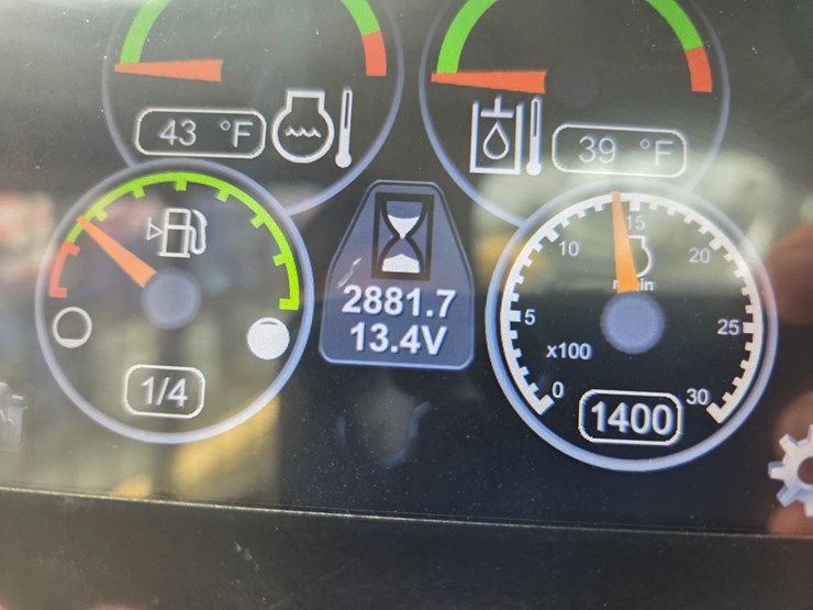 massey-ferguson-8-image-45