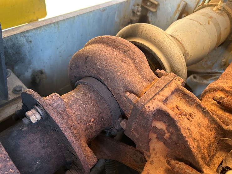 2006-deere-650d-lc-image-41