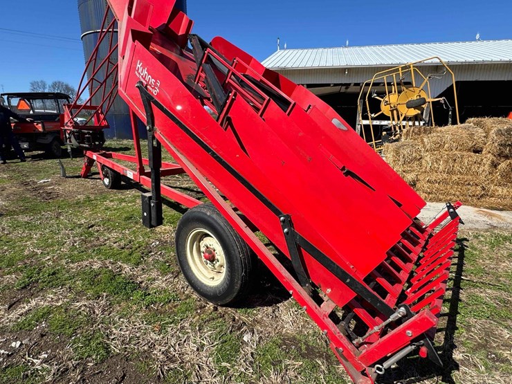 kuhns-1034-hay-accumulator---field-ready-image-17
