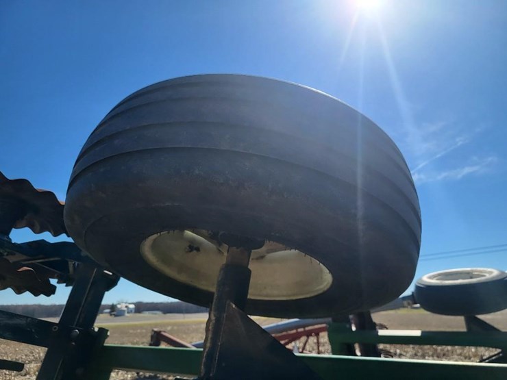 great-plains-2200tt-image-19