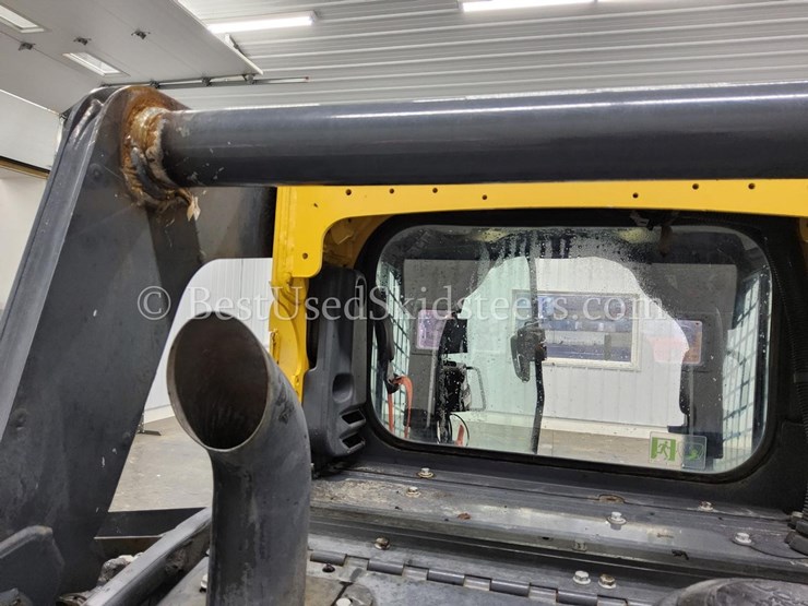 2023-deere-325g-image-33