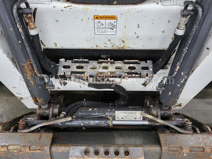 2023-bobcat-t770-image-18