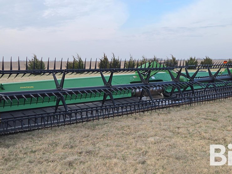 2019-john-deere-740fd-image-3