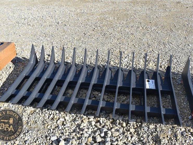 toft-root-rake-attachment-43370-image-2