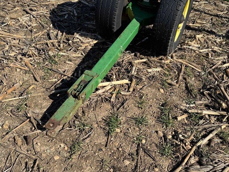 shur-feed-bale-wagon,-10-bale,-tandem-front-dolly-wheel,-adjustable-tongue-image-3