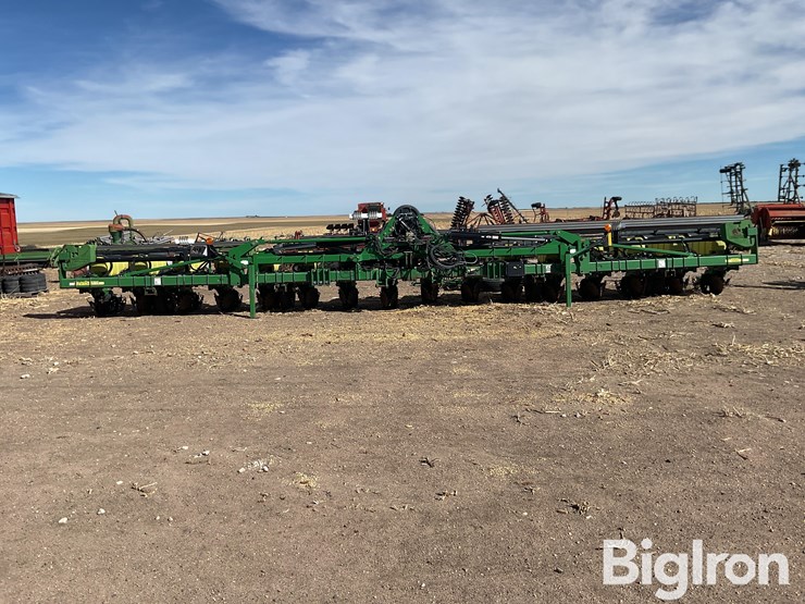 2014-john-deere-1720-image-2