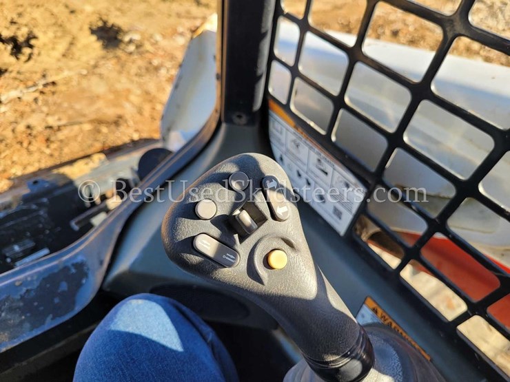 2018-bobcat-t550-image-12