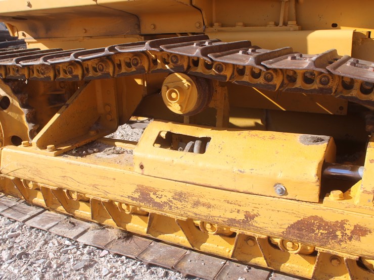 1990-komatsu-d37e-image-25