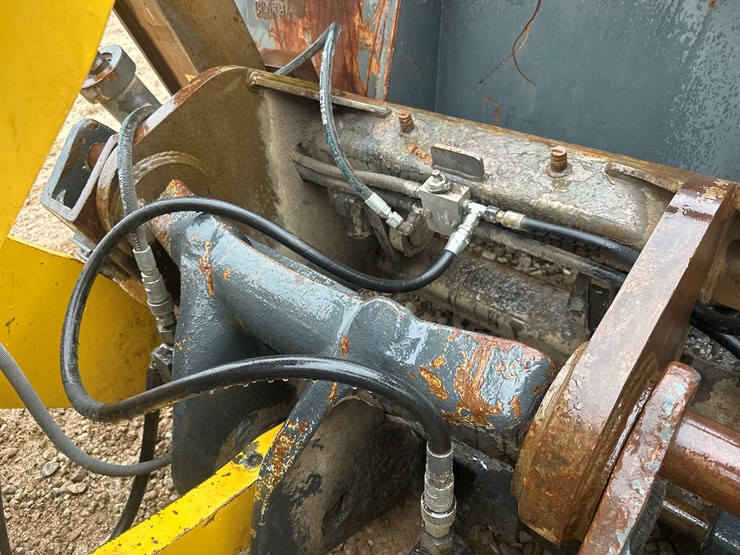 2016-komatsu-wa270-7-image-14