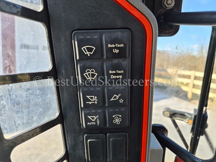 2022-bobcat-t66-image-14