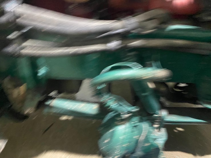 2002-peterbilt-379-image-89